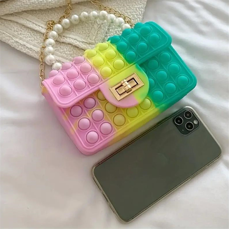 Silicone Love Bubble Jelly Bag - Women Bags Guess recension och pris